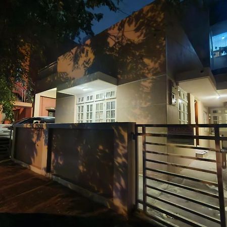 Homestayz Crown バンガロール エクステリア 写真