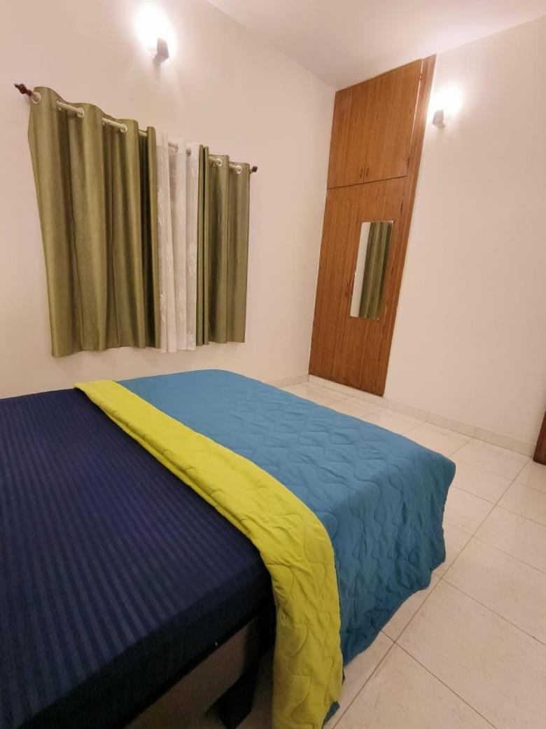 Homestayz Crown バンガロール エクステリア 写真