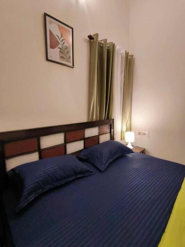 Homestayz Crown バンガロール エクステリア 写真