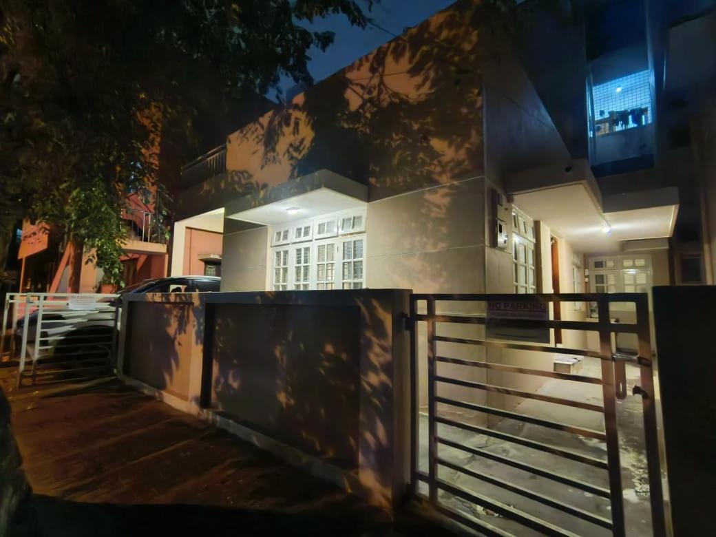 Homestayz Crown バンガロール エクステリア 写真