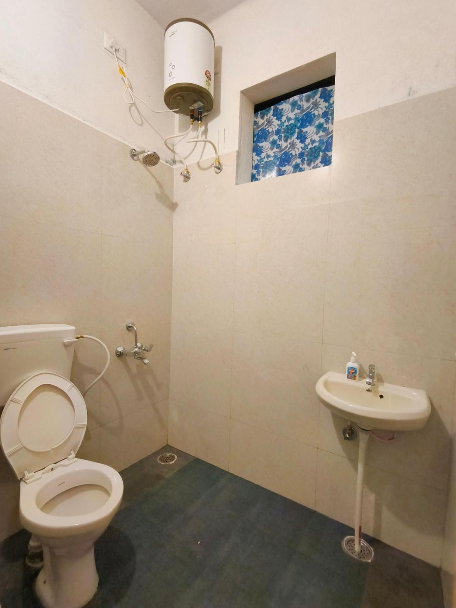 Homestayz Crown バンガロール エクステリア 写真